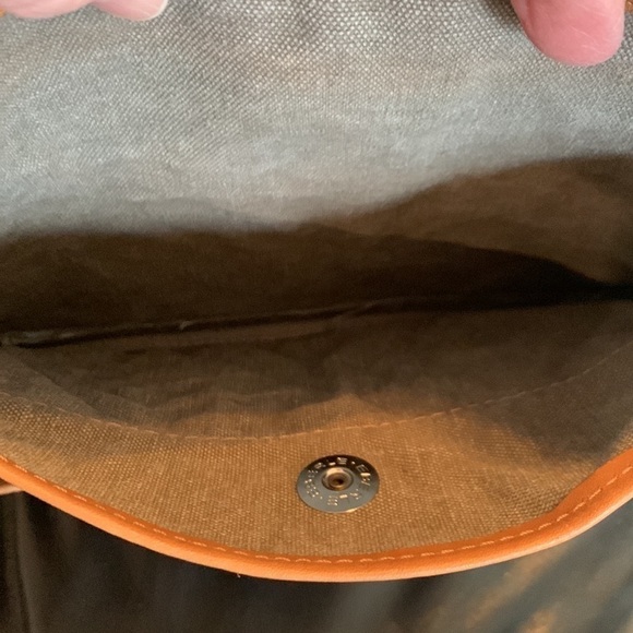 Fossil canvas and leather shoulder bag - Picture 7 of 10